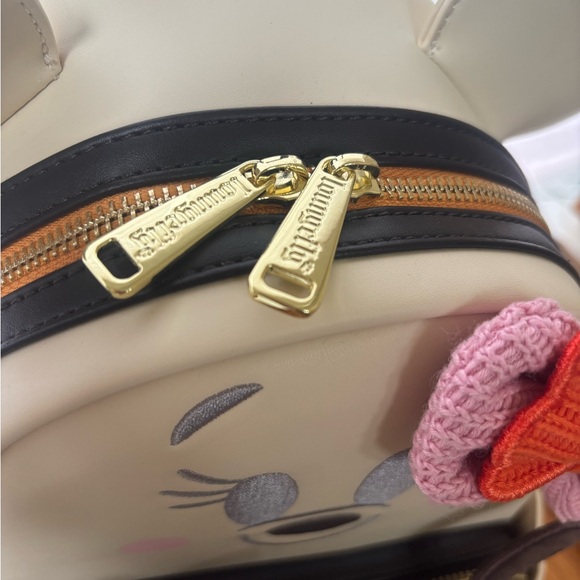 NWT Disney Loungefly Halloween Minnie Ghost Backpack - Picture 3 of 15